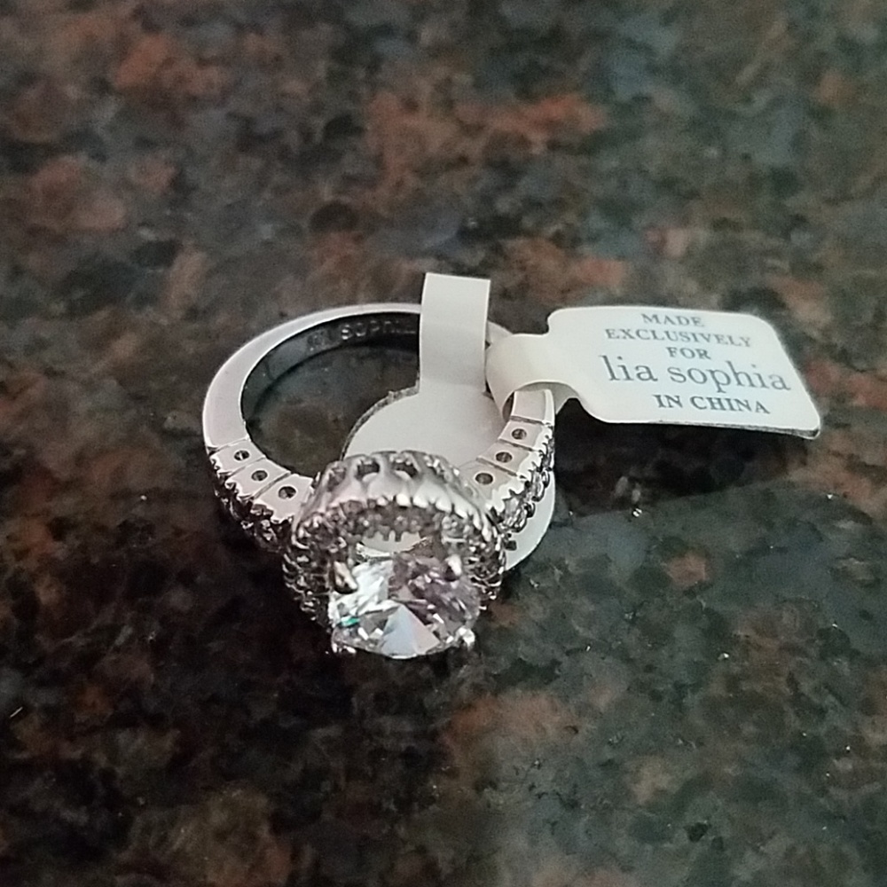 NWT Lia Sophia | Cubic Zirconia Ring 6